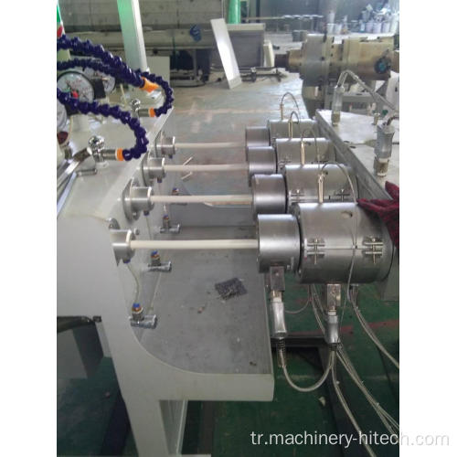 16-32mm PVC Elektrikli Burçlu Boru Ekstrüzyon Makinesi